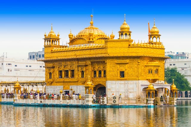 Himachal with Golden Temple Tour