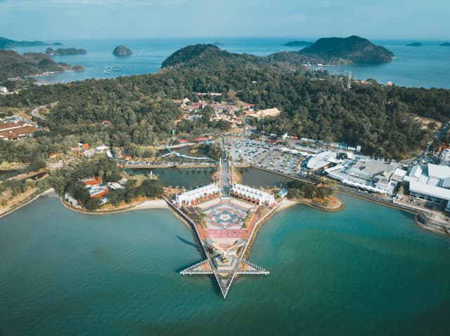 Malaysia & Langkawi Honeymoon Tour