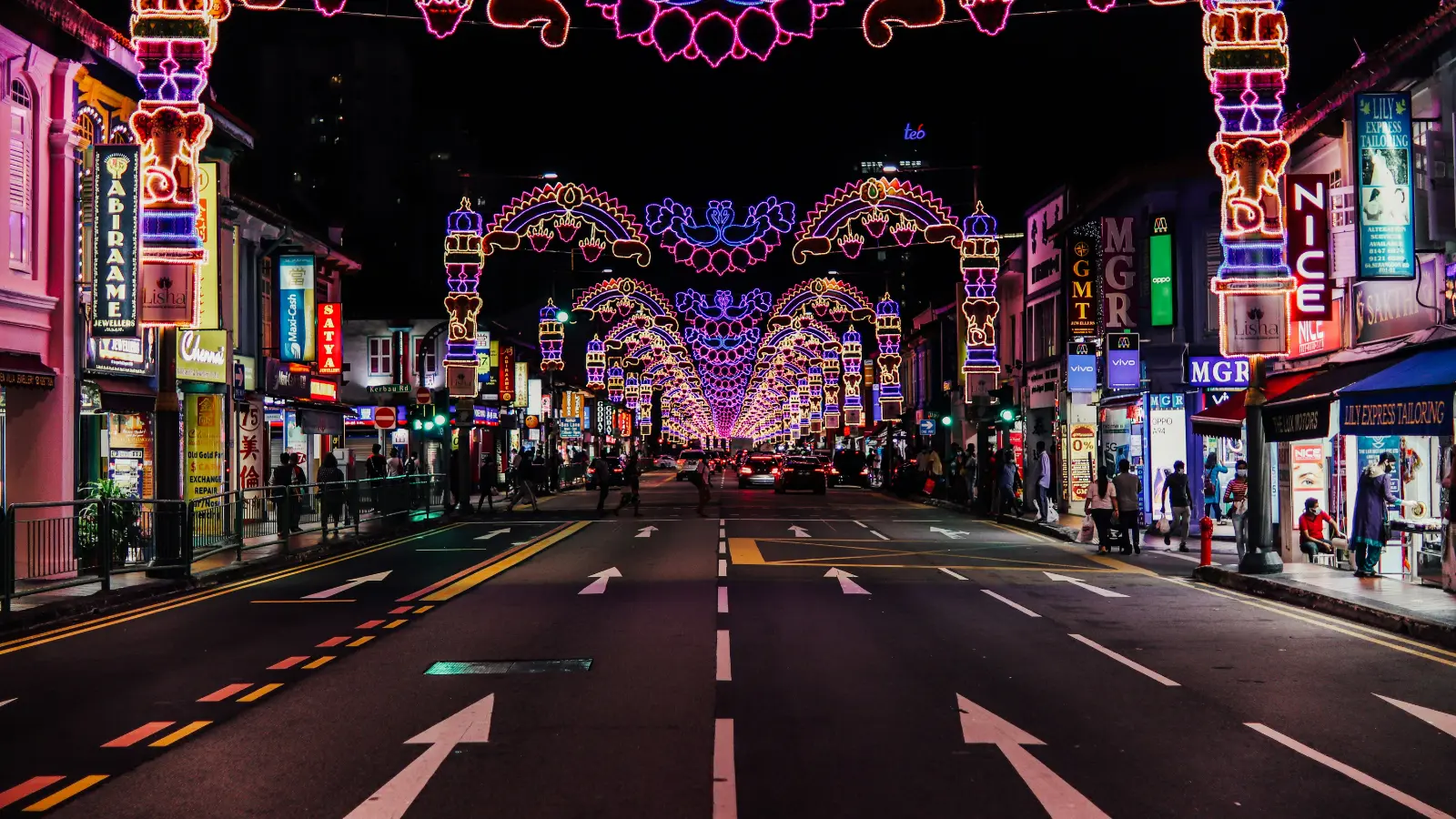 Little India Singapore: Temples, Food and Deepavali Lights